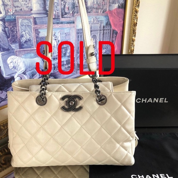 CHANEL Handbags - Chanel Cream Cambon City Rock Tote